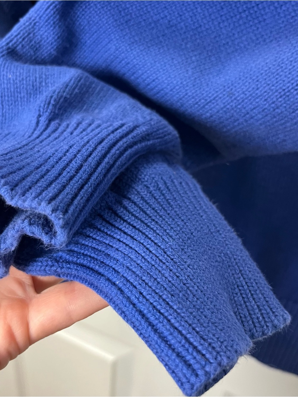 Boston Traders VTG Men Blue Crewneck Sweater with Embroidered Crest Size Medium - Picture 4 of 13